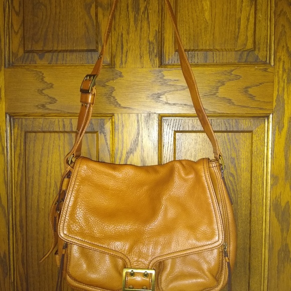 Banana Republic Handbags - Vintage Leather Banana Republic Shoulder Bag